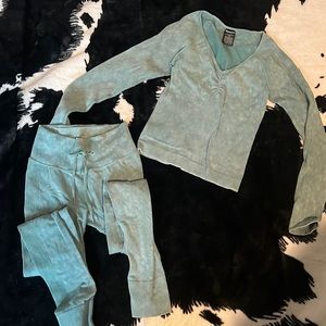 PINK ACTIVEWEAR SET!!!